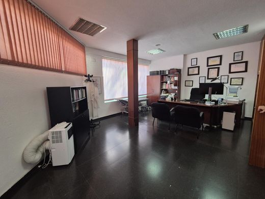 Office for rent in Cordova