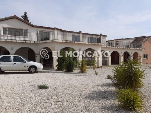 Detached House in Crevillent, Alicante