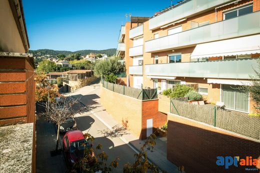 Luxe woning in Cabrils, Província de Barcelona