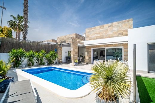 Villa in Algorfa, Alicante