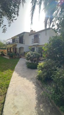 Villa in Playas de Orihuela, Alicante