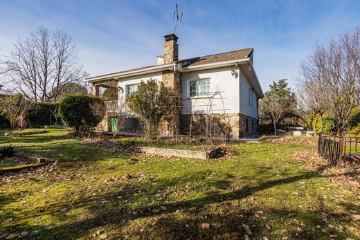 Einfamilienhaus in Miraflores de la Sierra, Provinz Madrid