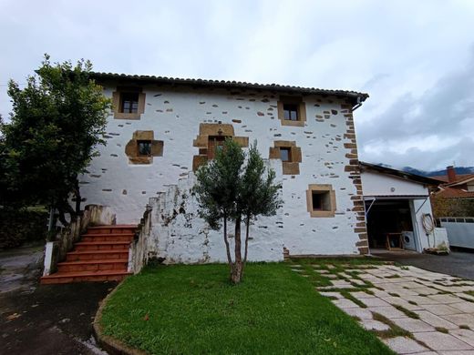 Casa di lusso a Güeñes, Bizkaia