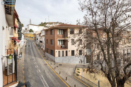 Wohnkomplexe in Granada, Andalusien