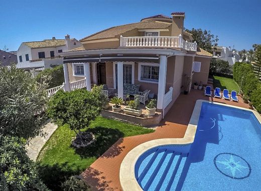 Villa in Torrevieja, Provincia de Alicante