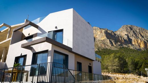 Luxus-Haus in Polop, Alicante