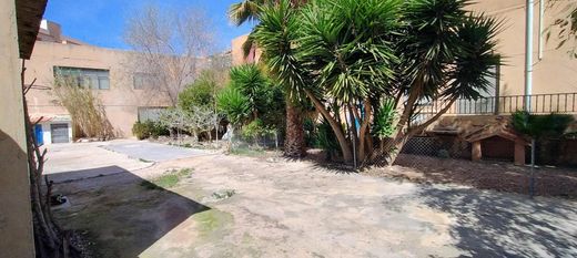 Detached House in Petrel, Alicante