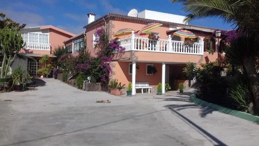 Terraced house in Granadilla de Abona, Province of Santa Cruz de Tenerife