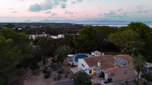 Formentera, Illes Balearsのカントリー風またはファームハウス