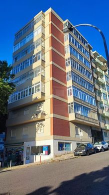 Apartment / Etagenwohnung in Lissabon, Lisbon
