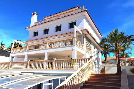 Villa in Playas de Orihuela, Alicante
