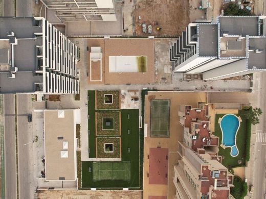 Apartment / Etagenwohnung in Calp, Alicante