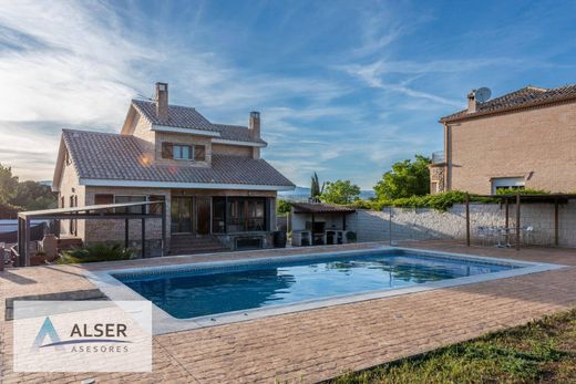 Einfamilienhaus in Valdetorres de Jarama, Provinz Madrid