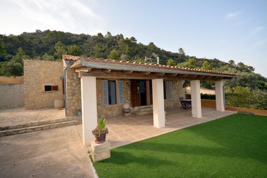 Mancor de la Vall, Illes Balearsのカントリー風またはファームハウス