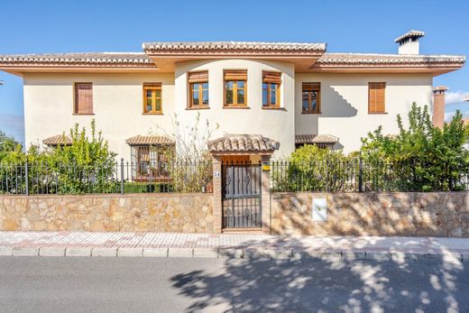 Einfamilienhaus in Monachil, Granada