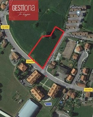 Land in San Bartolomé de Meruelo, Province of Cantabria