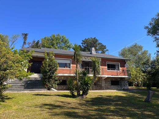 Detached House in Ongayo, Province of Cantabria