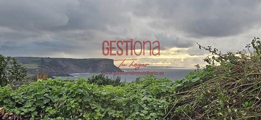 Detached House in Ajo, Province of Cantabria