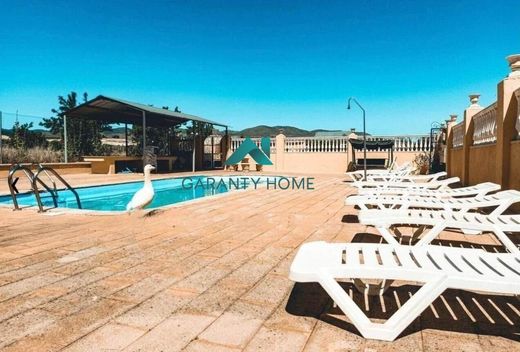 Detached House in Baza, Granada