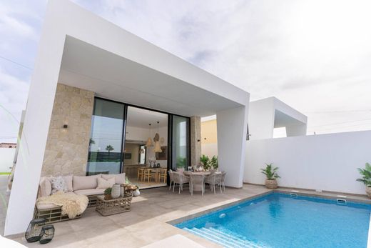 Torrevieja, アリカンテのヴィラ