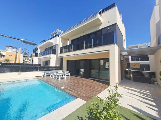 Luxury home in Playas de Orihuela, Alicante