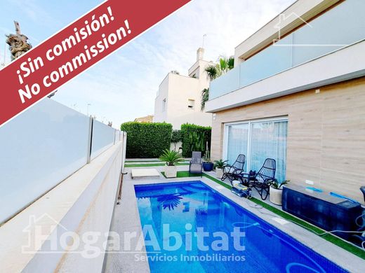 Vrijstaand huis in Pilar de la Horadada, Provincia de Alicante