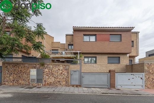 Casa di lusso a Armilla, Provincia de Granada