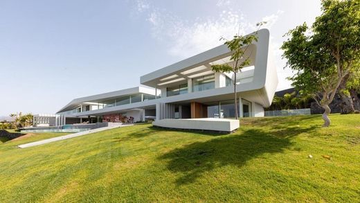 Land in Guía de Isora, Province of Santa Cruz de Tenerife