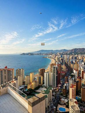 Penthouse in Benidorm, Alicante