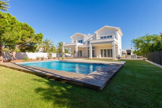 Detached House in Orihuela Costa, Alicante