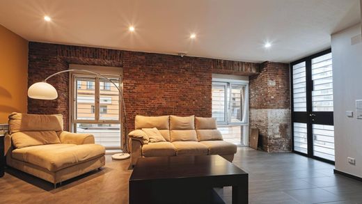 Apartment / Etagenwohnung in Madrid, Provinz Madrid