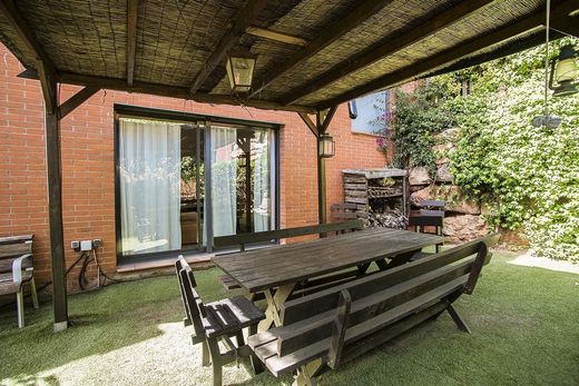 Элитный дом, Corbera de Llobregat, Província de Barcelona