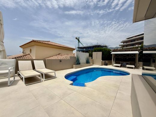 Villa a Benalmádena, Málaga