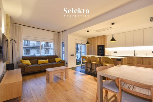 Apartment / Etagenwohnung in Barcelona, Provinz Barcelona