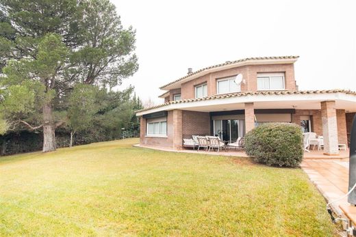 Detached House in Zuera, Province of Saragossa