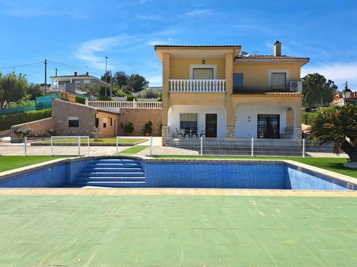 Detached House in Alberic, Valencia