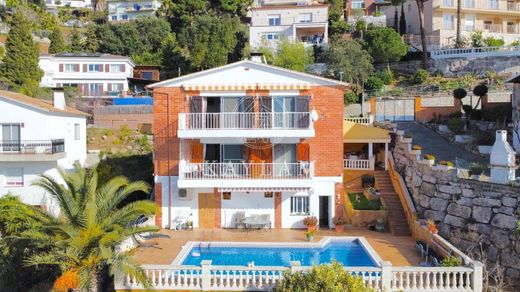 Luxe woning in Lloret de Mar, Província de Girona