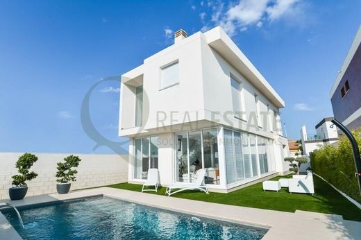 ‏בית חד-משפחתי ב  Gran Alacant, Provincia de Alicante