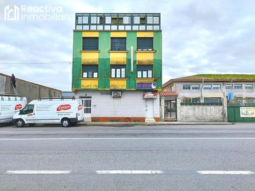 Kamienica w Santa Uxía de Ribeira, Provincia da Coruña