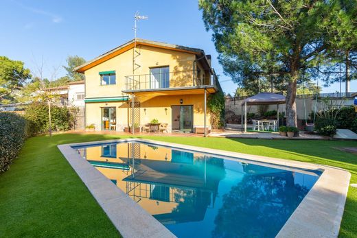 Casa di lusso a Vacarisses, Província de Barcelona