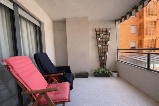 Apartment / Etagenwohnung in Valencia, Provinz Valencia