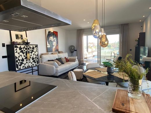 Penthouse in Torrevieja, Alicante