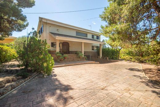 Casa en Elda, Provincia de Alicante