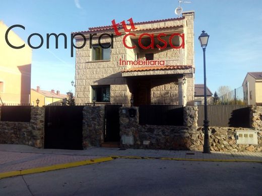 Detached House in Palazuelos de Eresma, Segovia