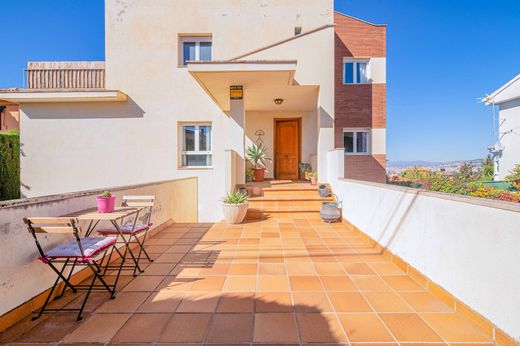Vrijstaand huis in Zubia, Provincia de Granada
