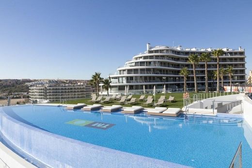 Apartment / Etagenwohnung in Arenales del Sol, Alicante