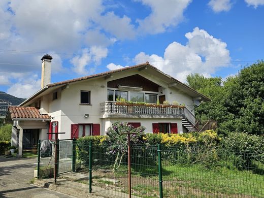 Einfamilienhaus in Irun, Guipuzcoa