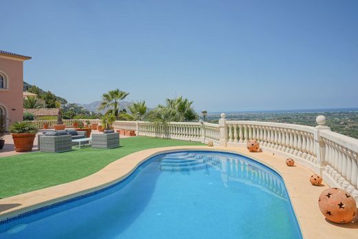 Villa in Pedreguer, Alicante