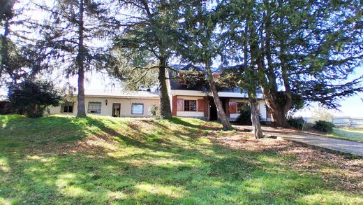 Casa de lujo en Santa Marta de Tormes, Provincia de Salamanca
