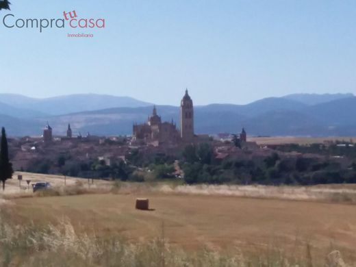 半独立式房屋  Segovia, Provincia de Segovia